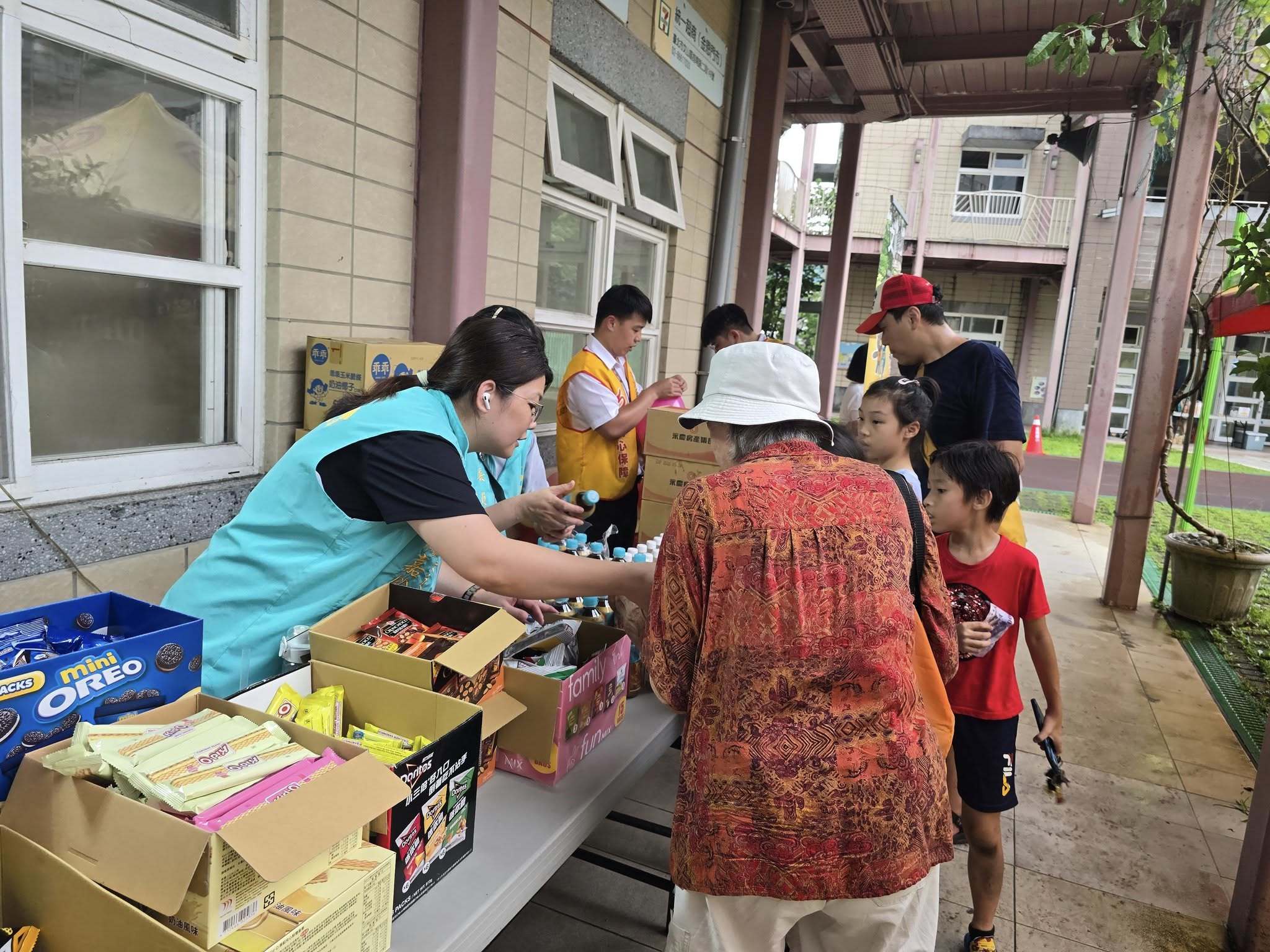 社區民眾參加草地音樂會