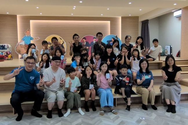 「北小圖書館夜宿奇遇記」活動共有15組親子參加，體驗獨特閱讀經驗