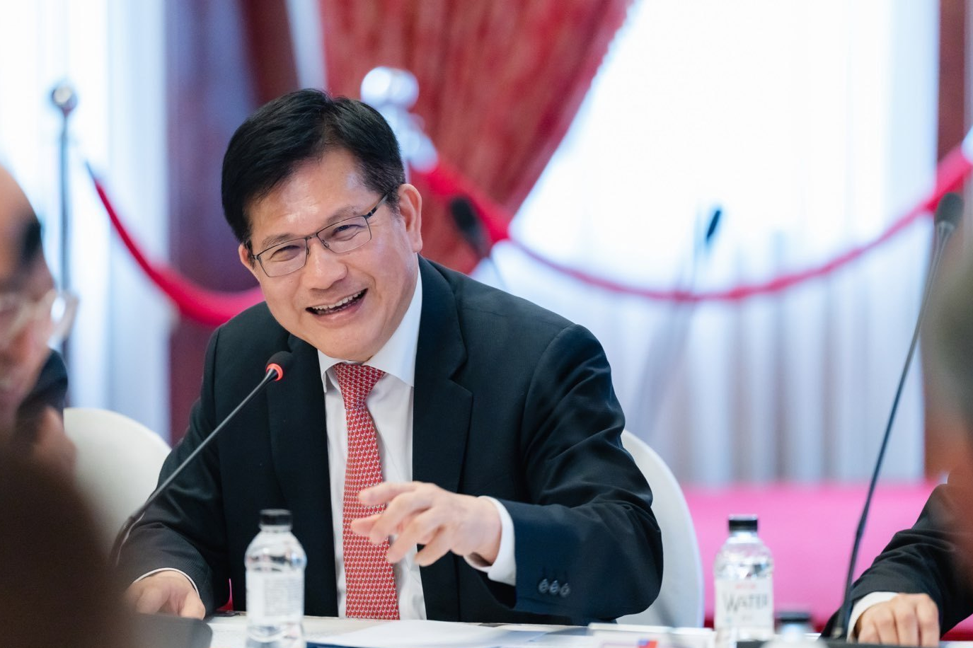 外交部長林佳龍致詞感謝「醫療衛生外交諮詢小組」委員親自出席此次會議