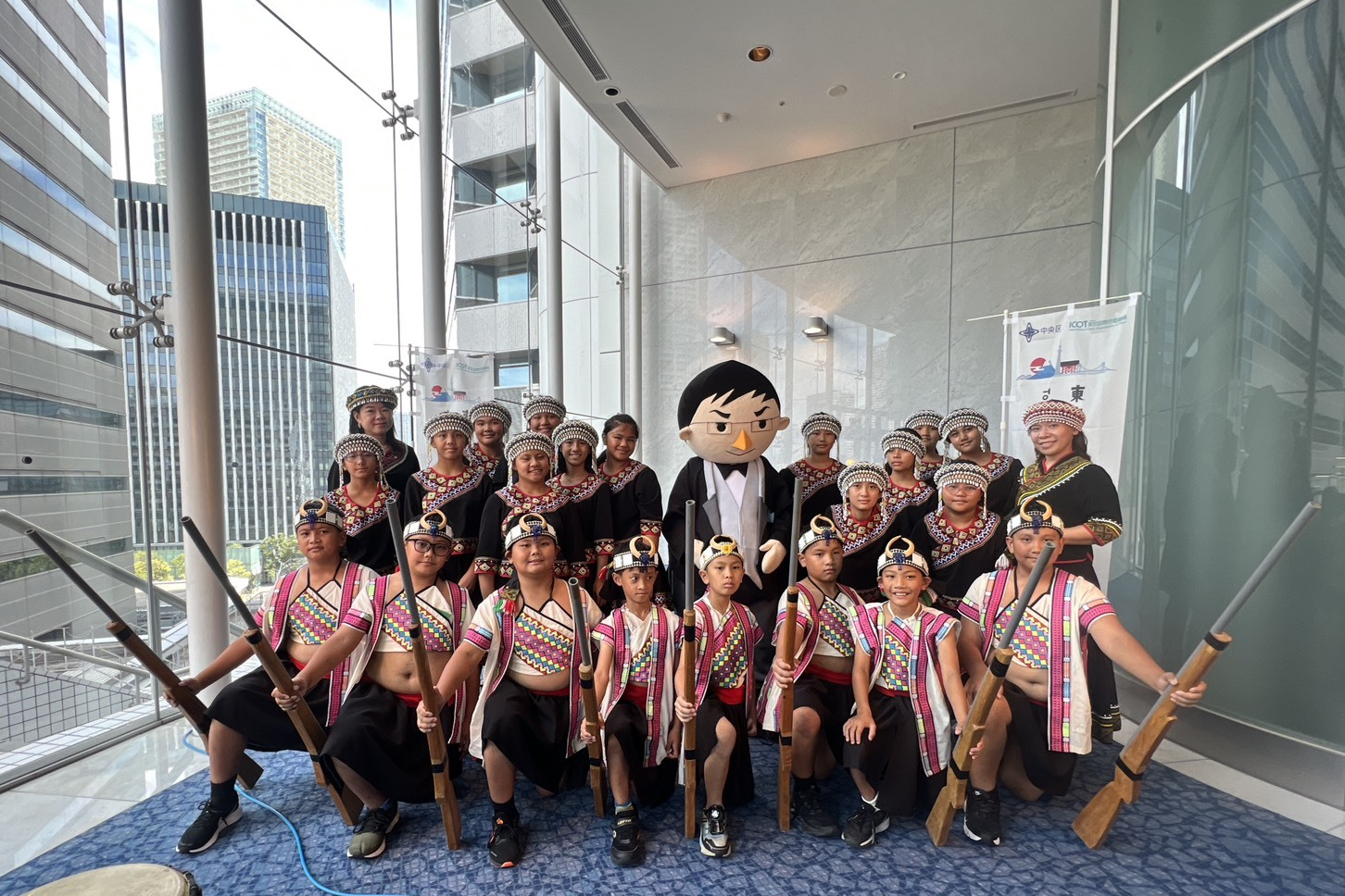 希娜巴嵐國小合唱團獲東京合唱大賽金獎（照片：希娜巴嵐國小 吳宏達先生提供）