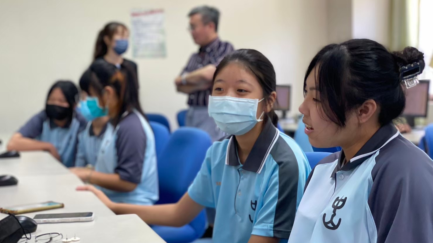 112學年度校園菸檳危害防制教育介入輔導計畫「網紅就是你」高中組佳作－基隆市立中山高級中學－參賽「網紅就是你」學生討論紀實