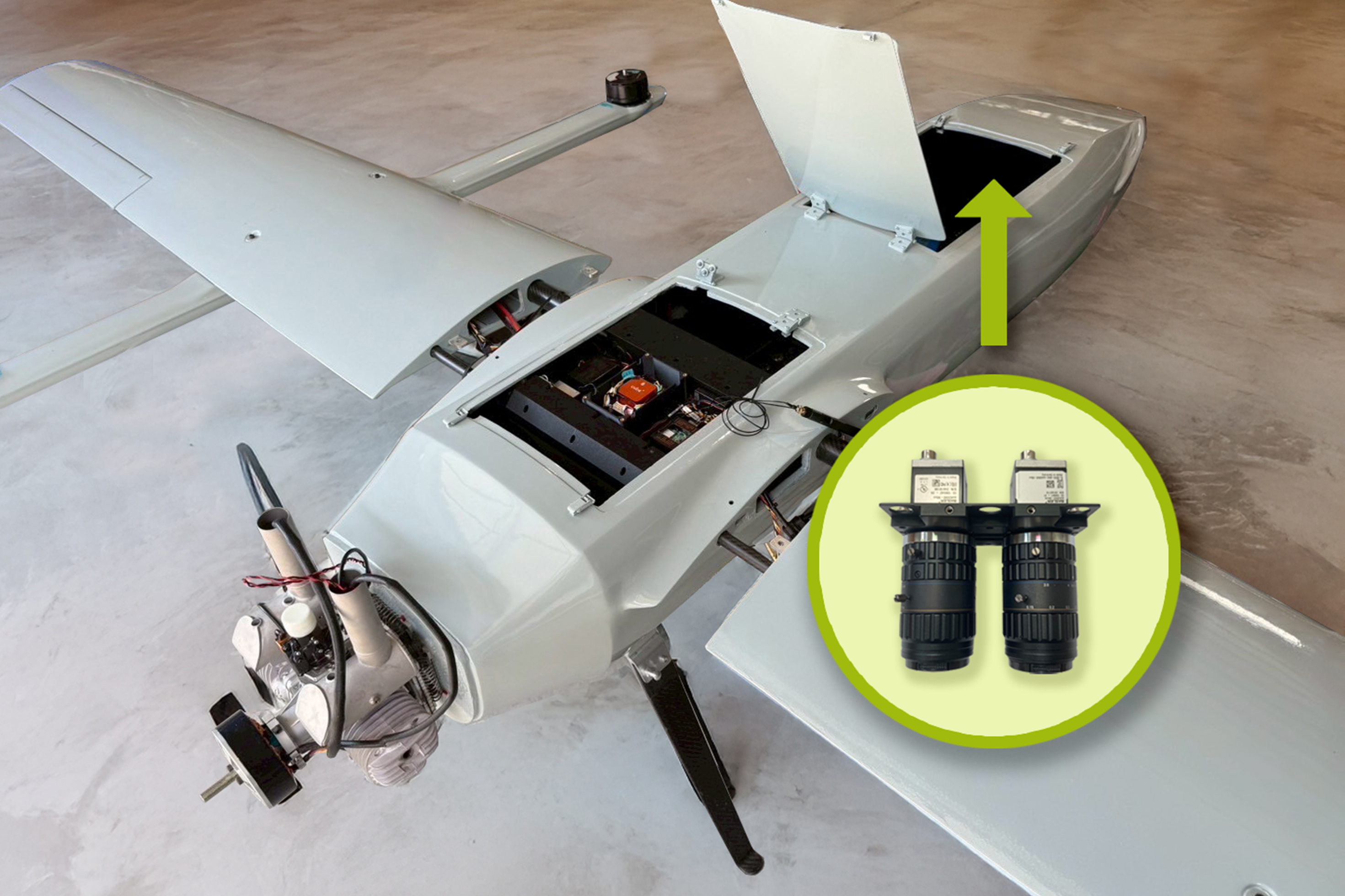 多光譜遙測系統搭載於雲科大自製複合動力垂直起降無人機。(國研院提供)