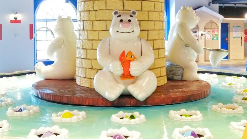 寶熊漁樂碼頭內有大型的釣魚機可以讓民眾體驗