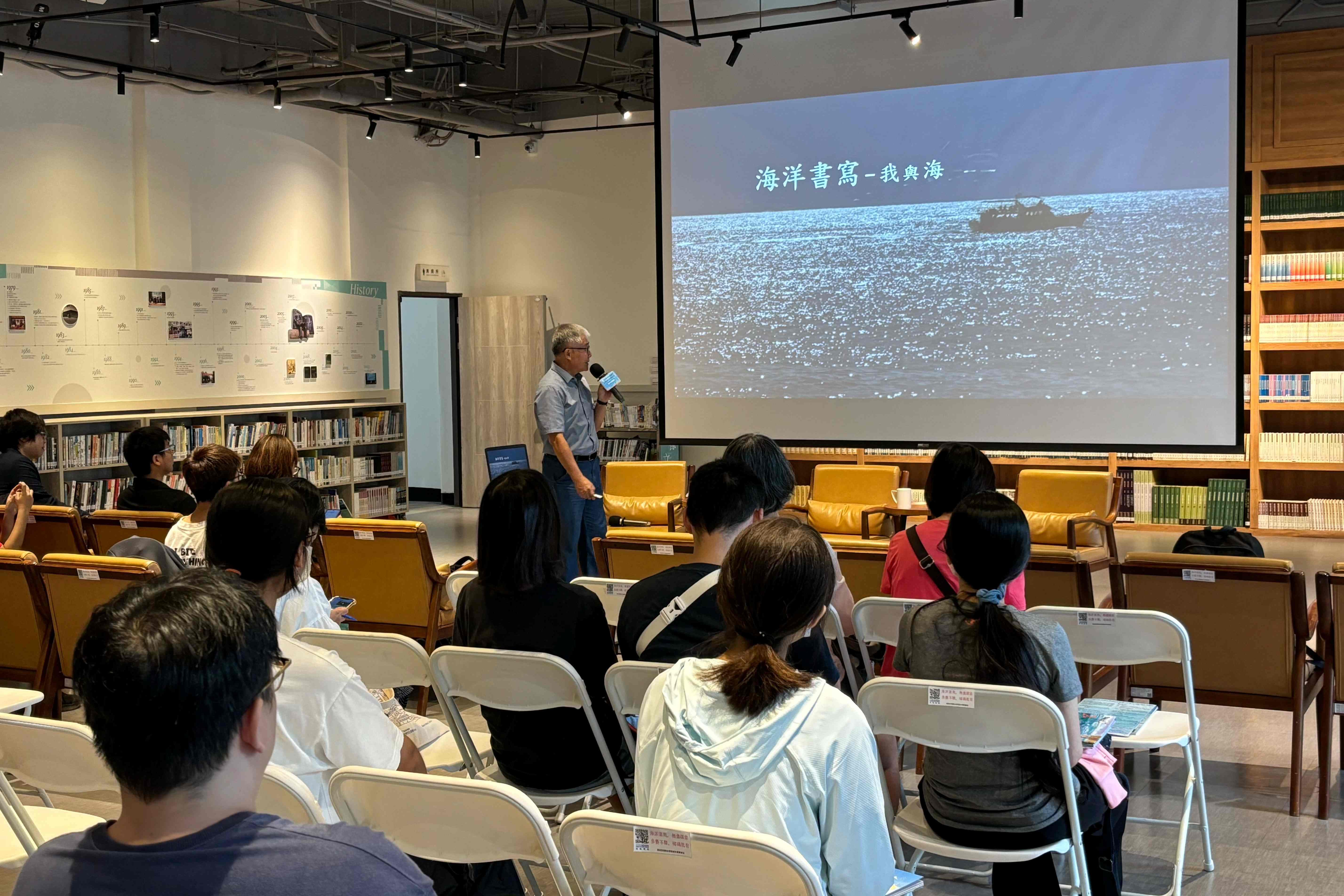 海洋文學作家廖鴻基老師分享寫作的心路歷程