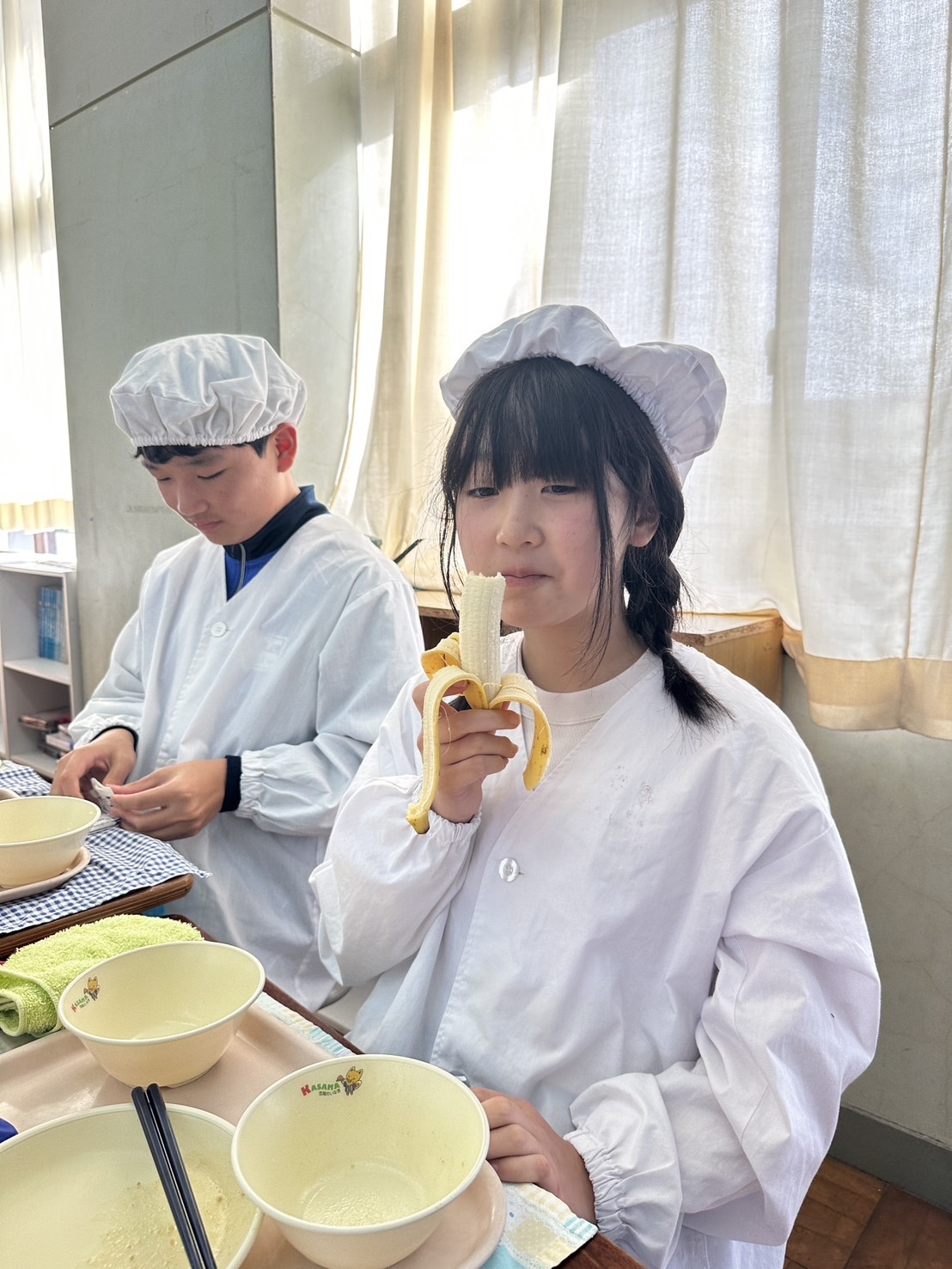 學童肯定臺灣香蕉的濃郁口感與香甜滋味(圖片/農業部提供)