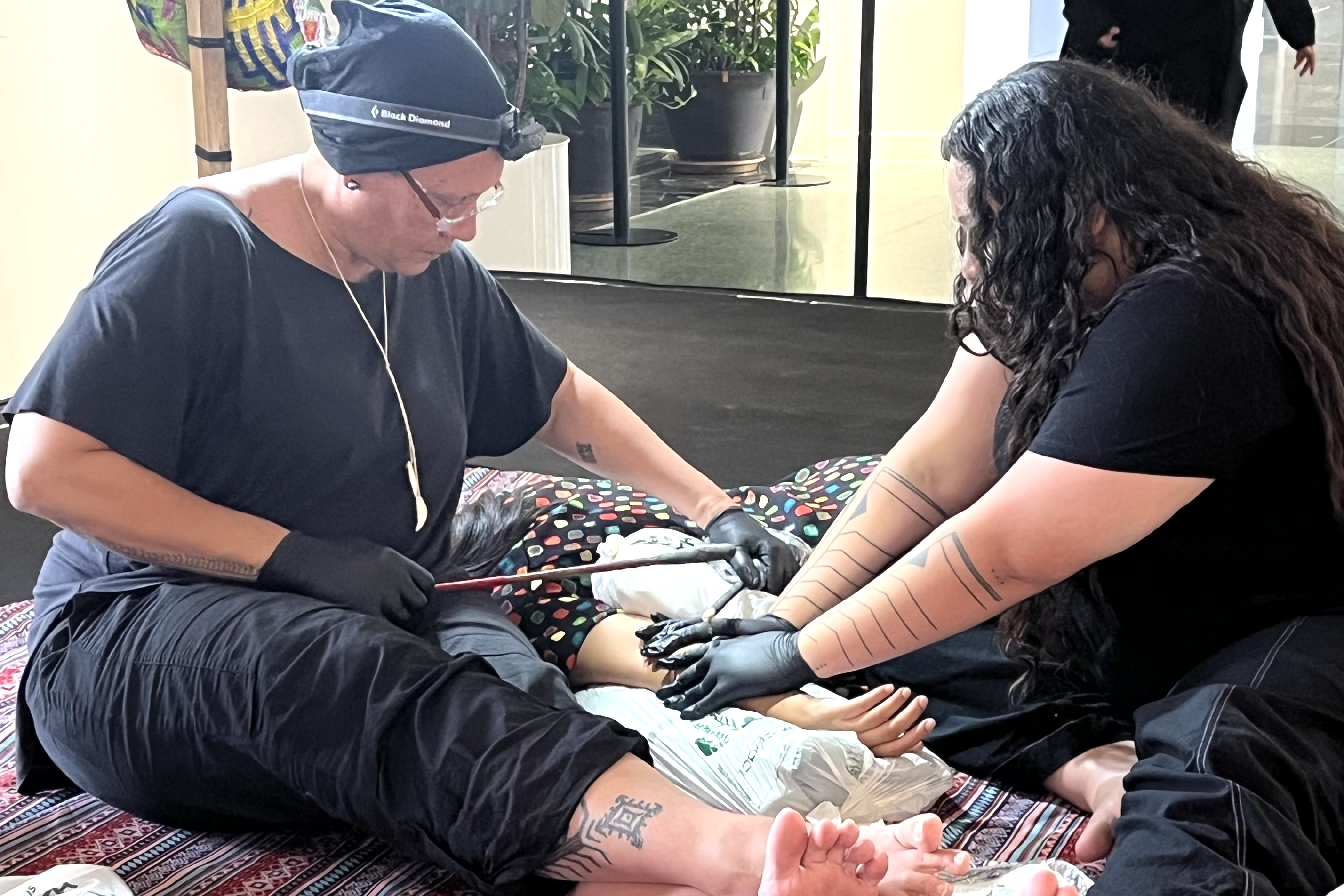 國立臺灣史前文化博物館邀請國際紋身師共聚一堂，舉辦第二屆拍刺浪潮節。