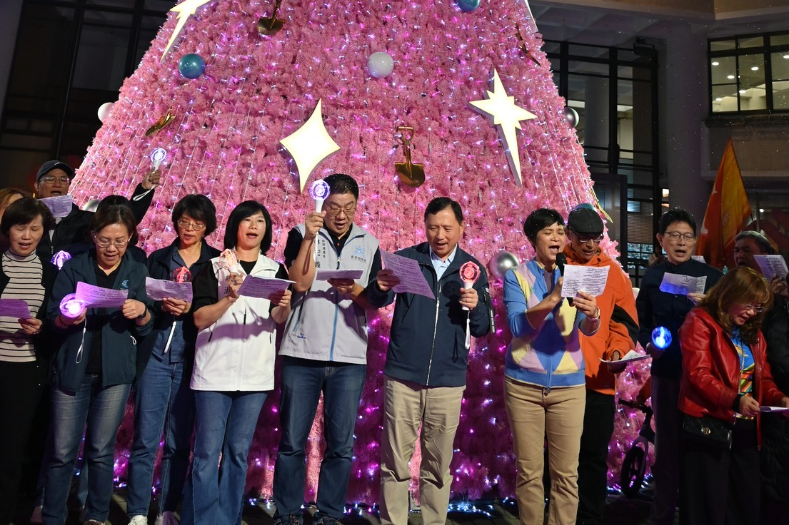 點燈活動由臺東縣副縣長王志輝主持