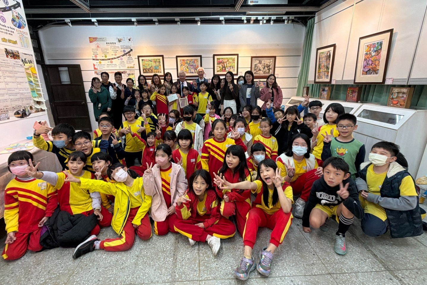 新北自強國小校慶美展「創藝昂揚」 綻放藝術的光