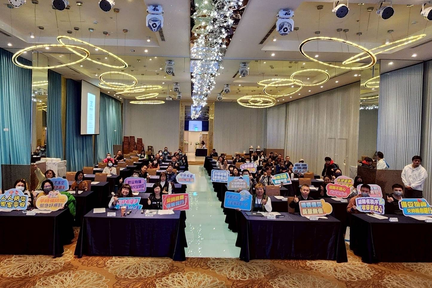 臺東縣政府召開「臺東縣社政防救災聯繫會議」，邀集中央與地方機關、民間團體及企業夥伴共同與會。