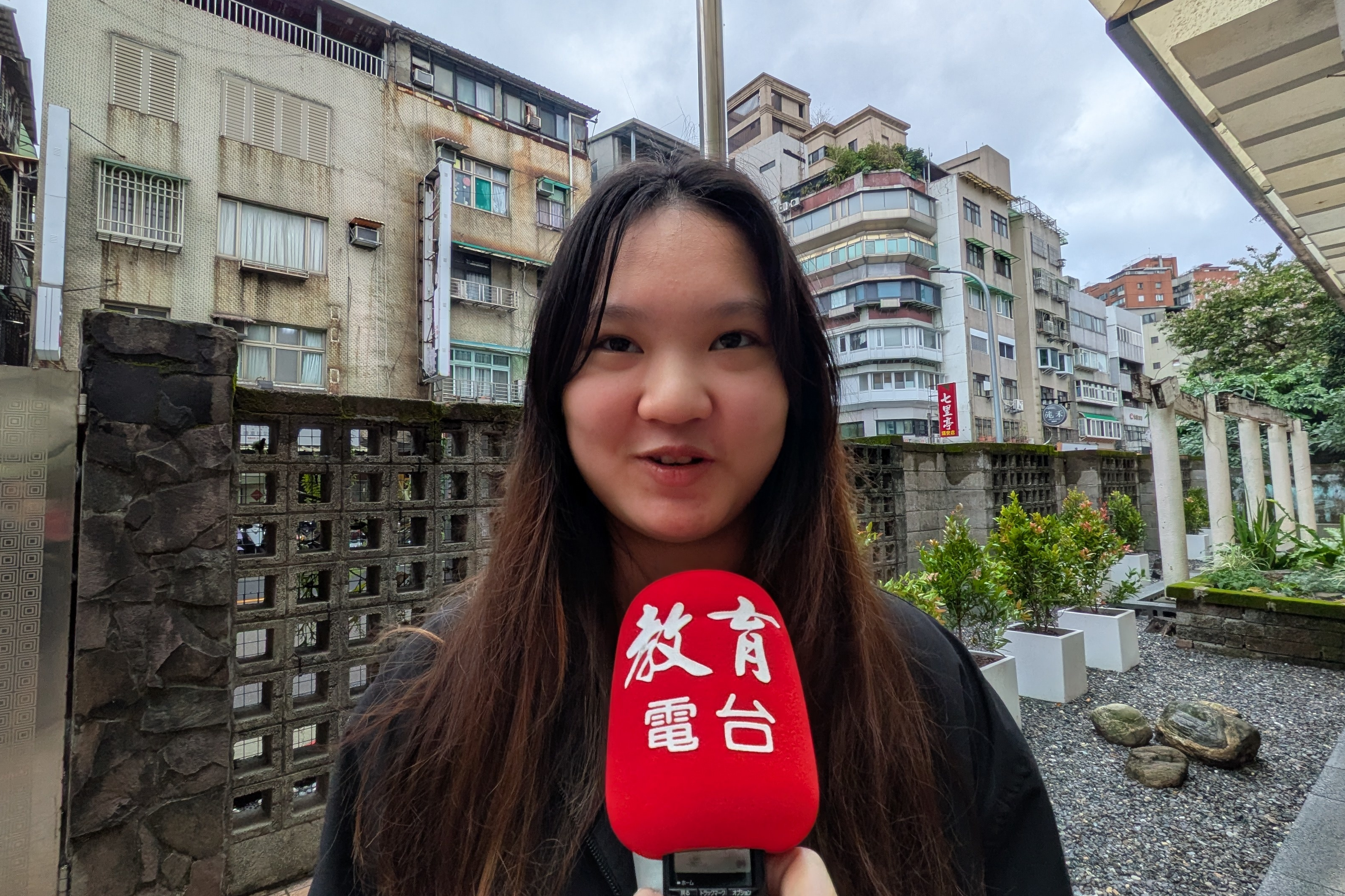 學生張嘉羚用花蓮26號米做出具有日式風情的「壽司蛋糕」，獲得冠軍