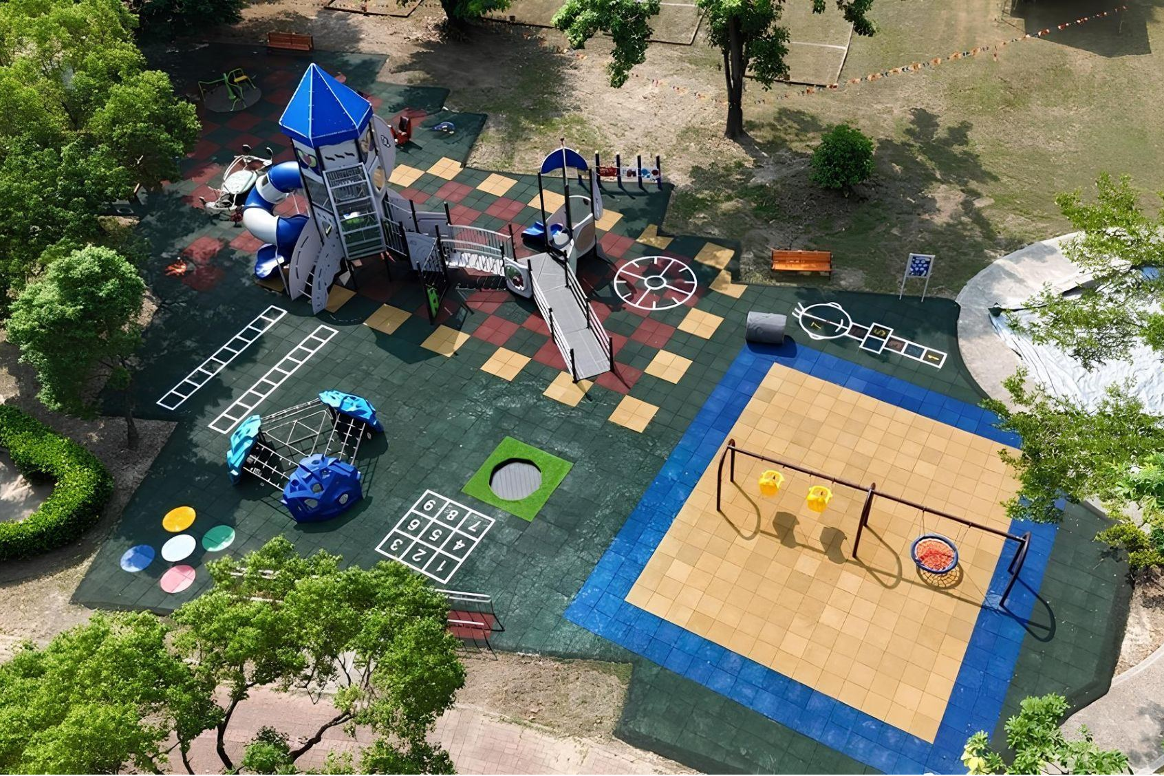 國立嘉義特教學校共融遊戲場空拍圖 (教育部提供)