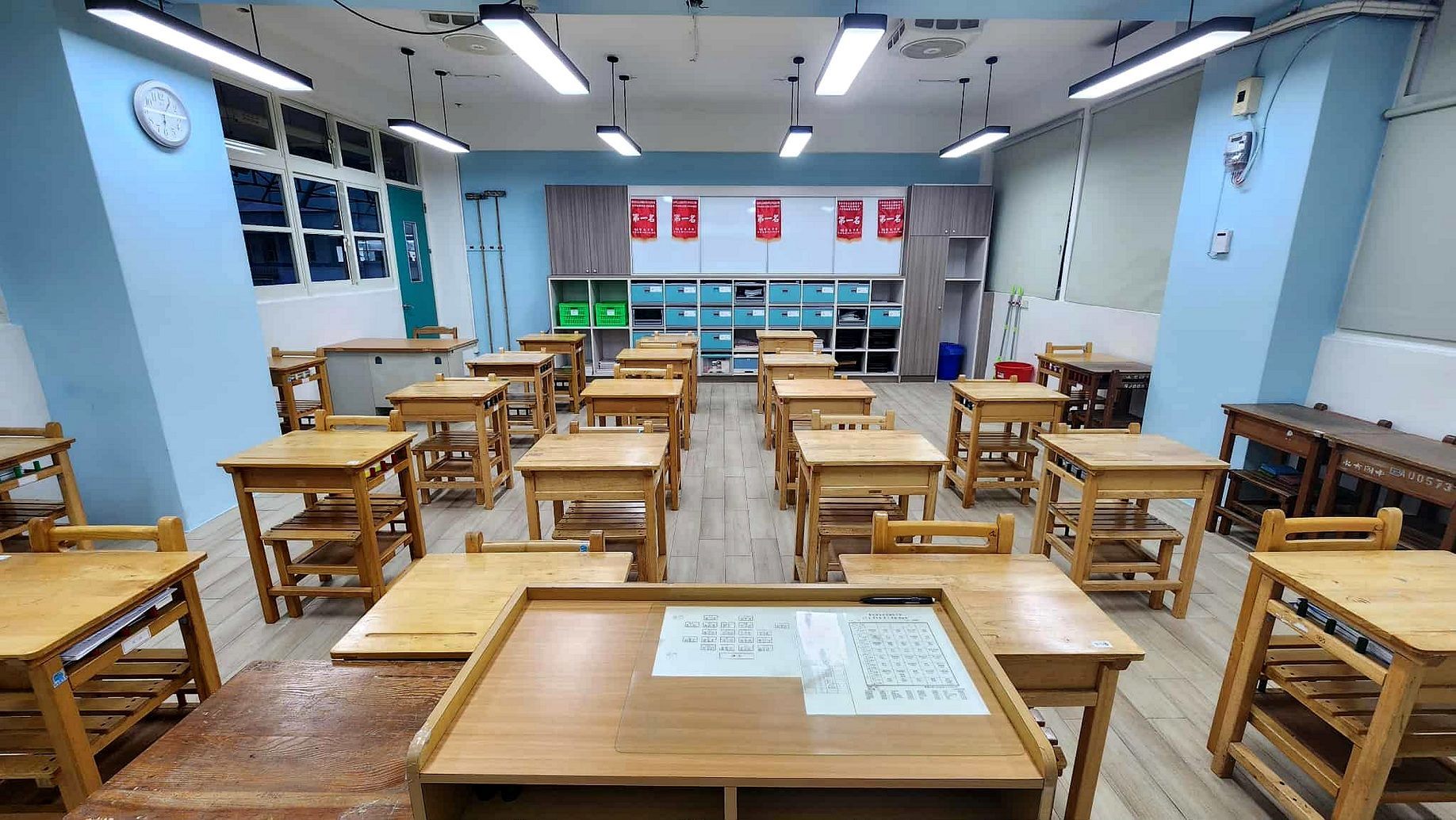 永吉國中將地板換為木紋磚