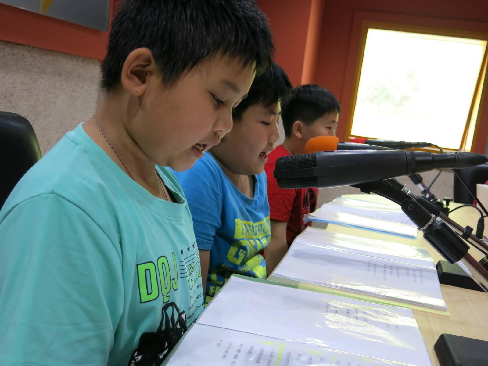 故鄉的詩歌　泥土／吳晟