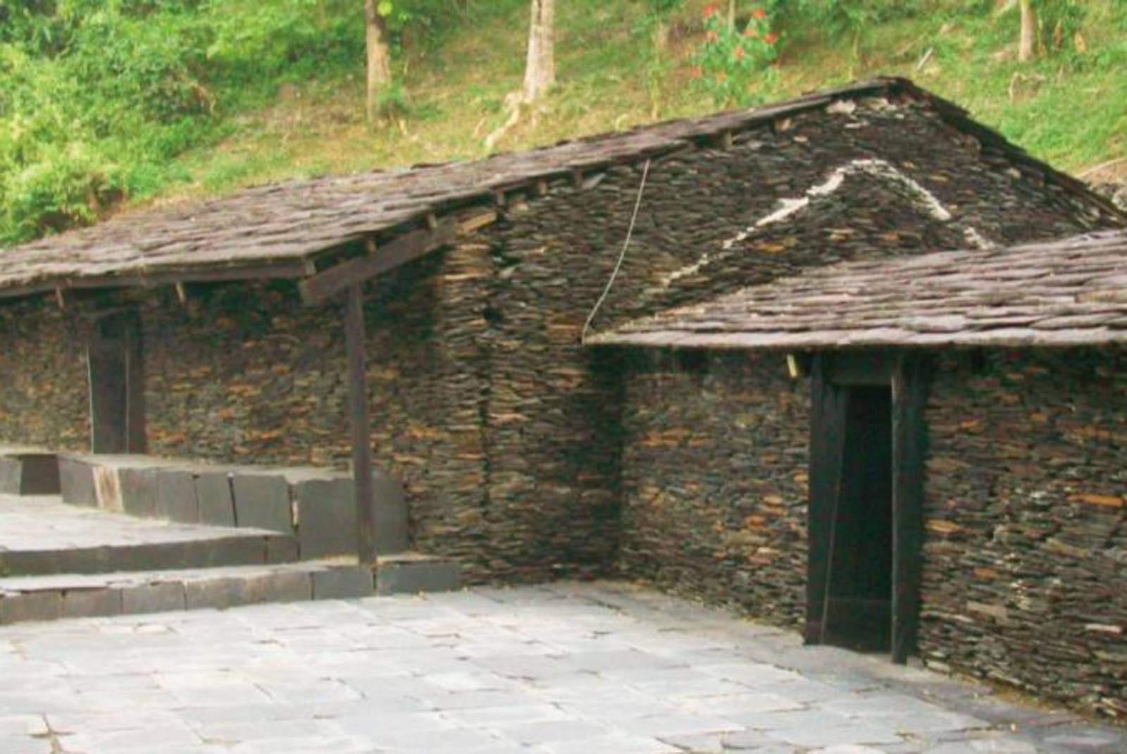 建築類/石板屋(魯凱族)