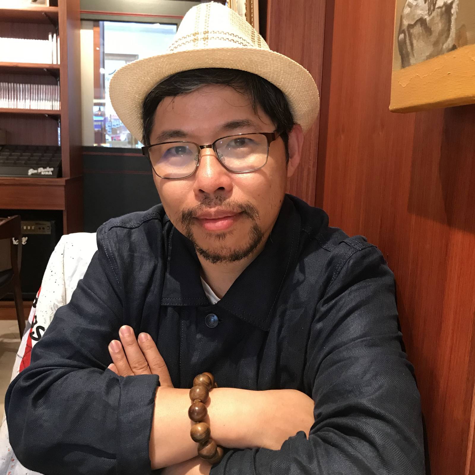 全台第一位選書師 銀色快手的書海漫遊