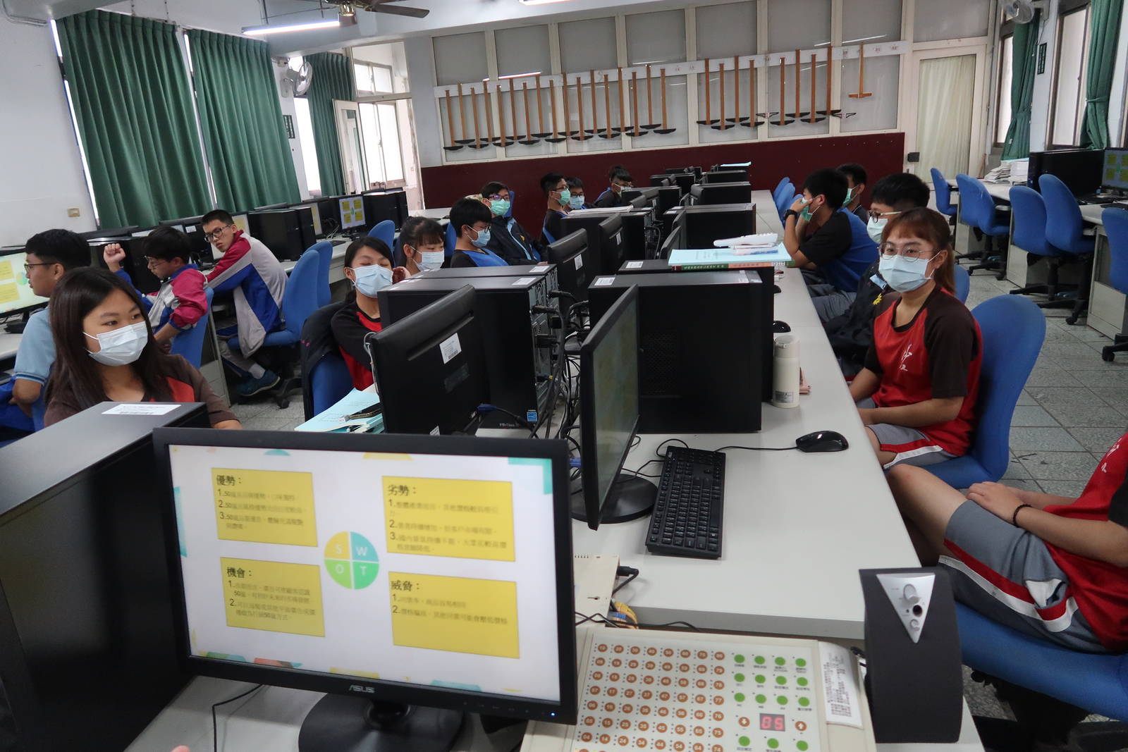 中市中港高中、清水高中以及沙鹿高工三校跨校選修 帶給學生學習新體驗