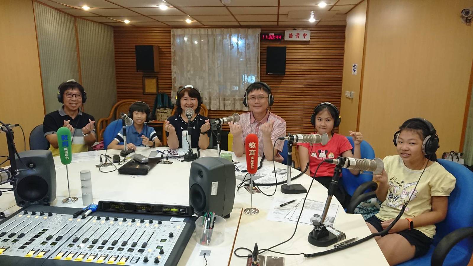 數位科技在教育上的應用—AI-FML人機共學