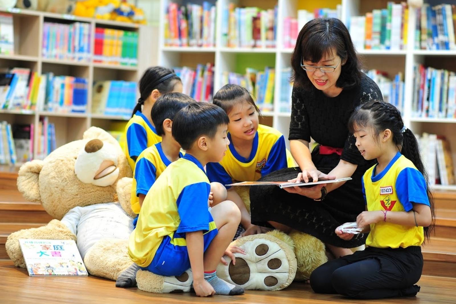  閔柏惠主任培養學生追尋英語力