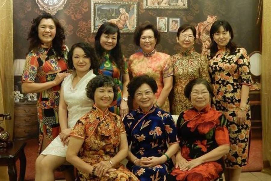 旗韻風華-貴燭女紅妝