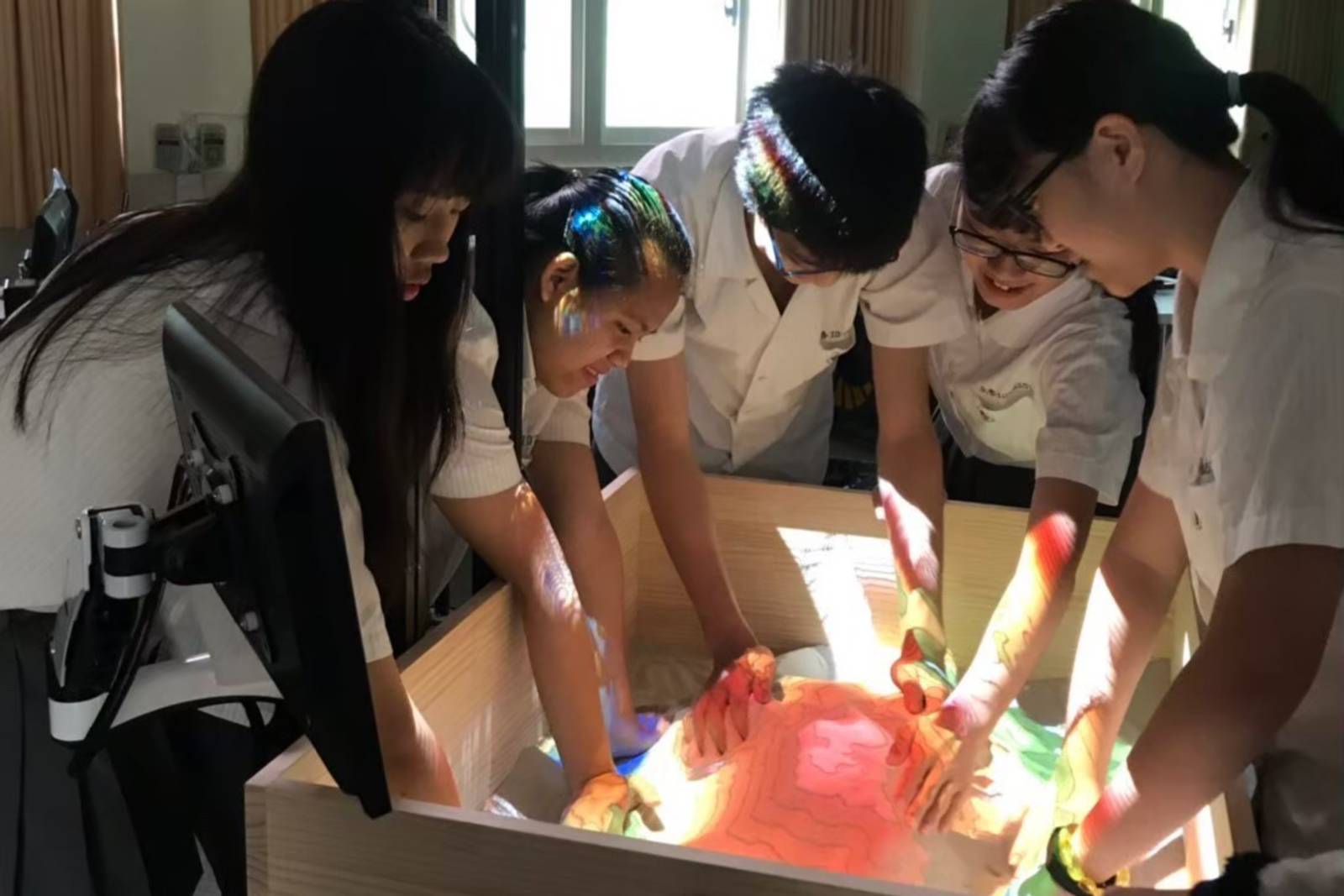 北市永春高中多元選修 跨域學習成就感up up