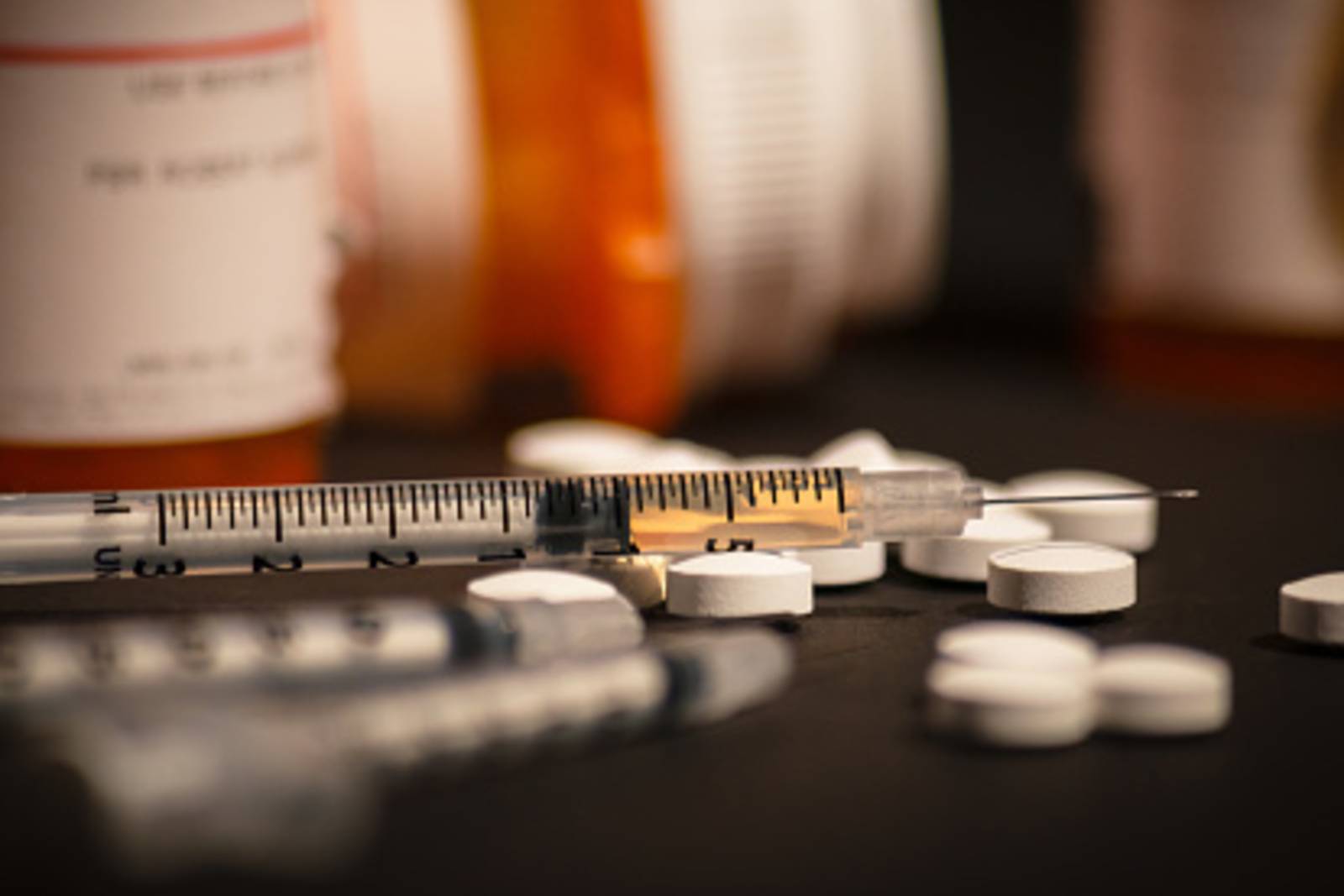 誤用毒品的學生該如何輔導？