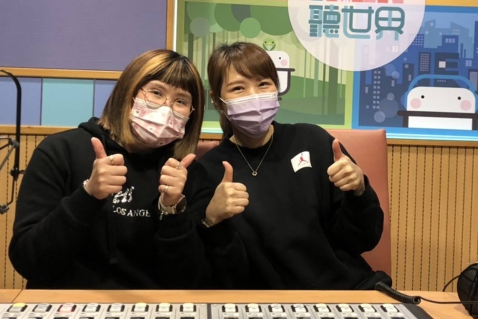 大麻煩不煩? 反毒教母與波麗士大人上課囉!