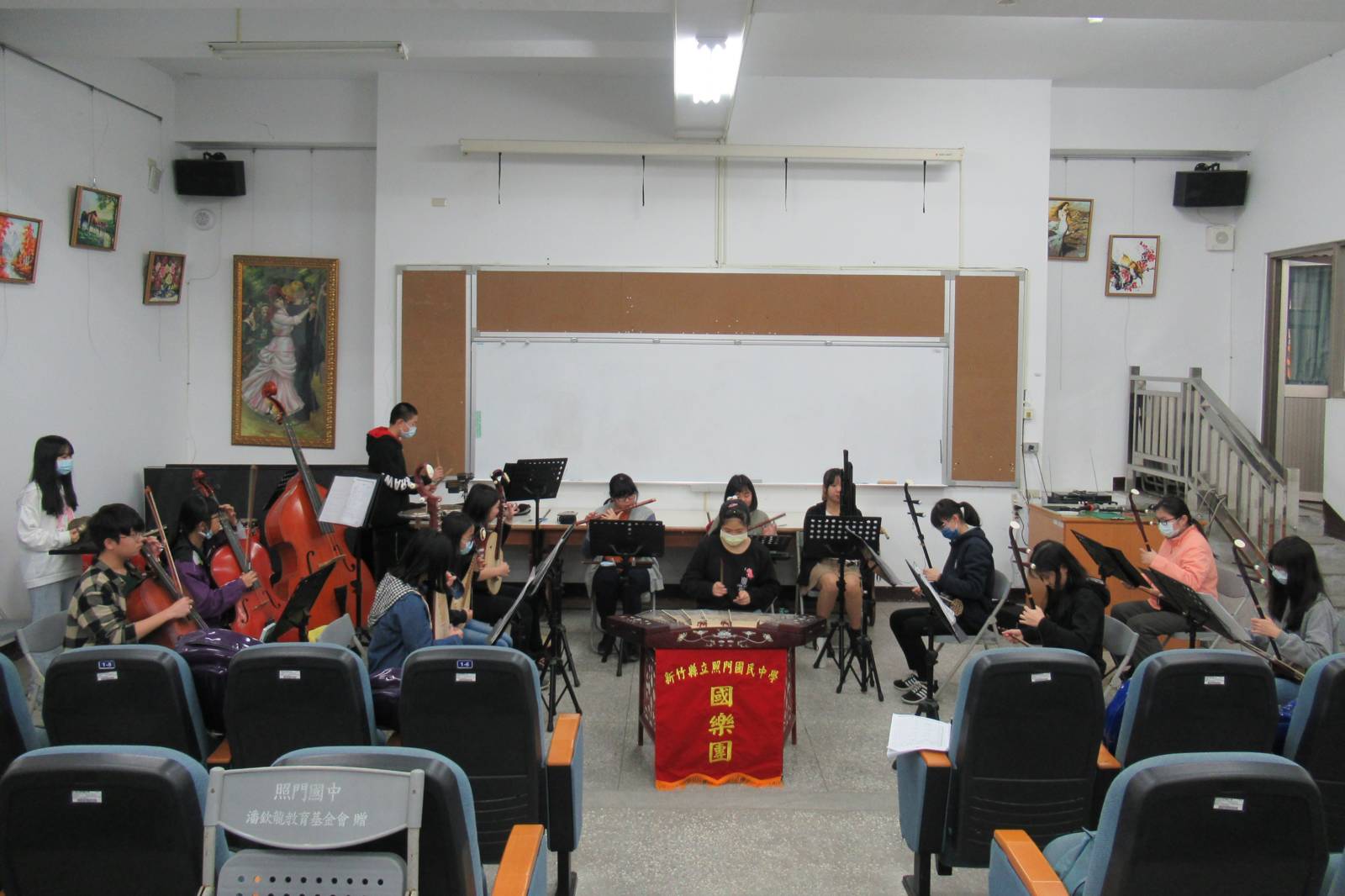 照門國中悠揚絲竹聲中的學生自信