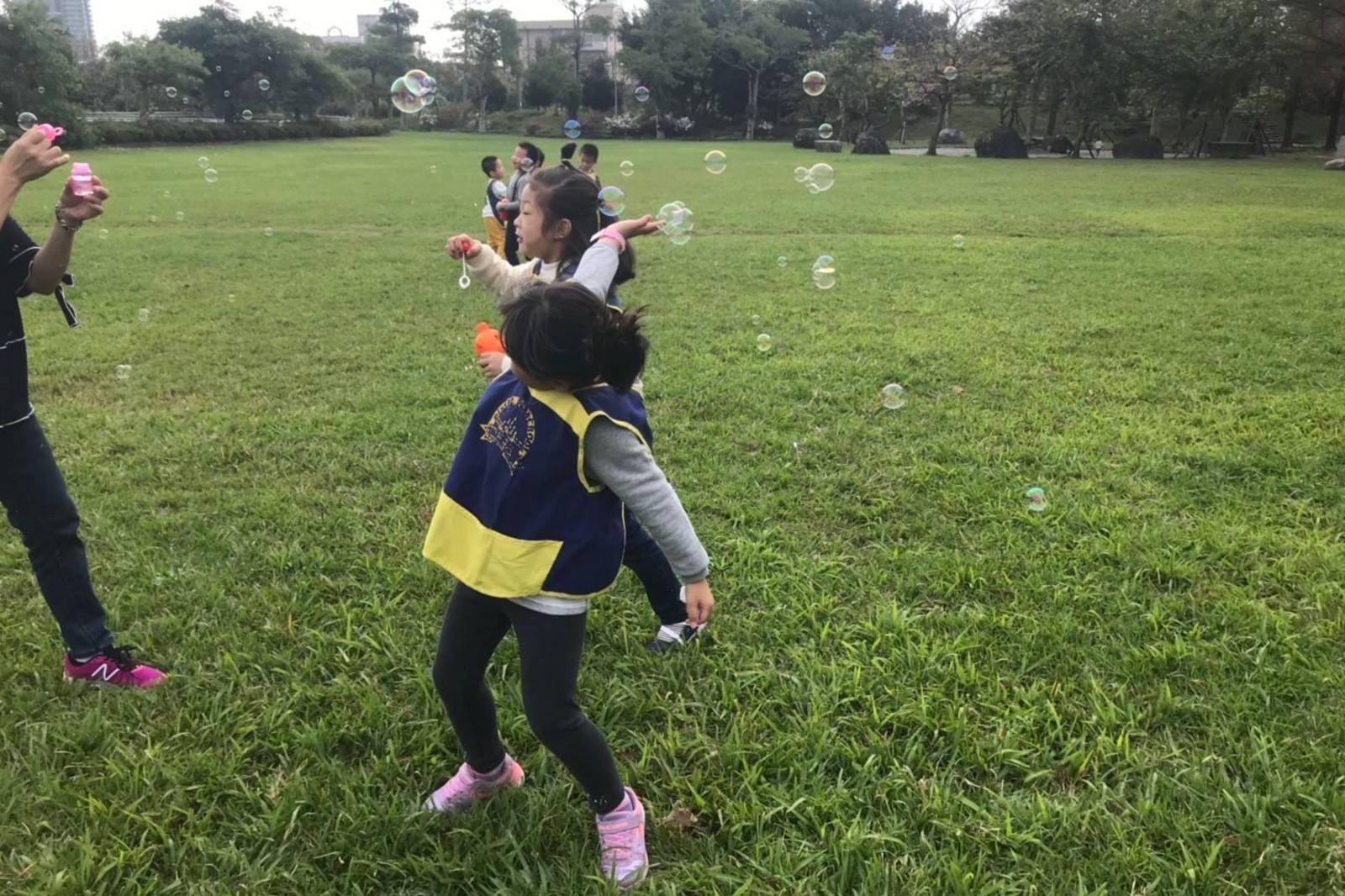 「門前有小河及美景　　擅用環境教學的私立迪士尼幼兒園 」