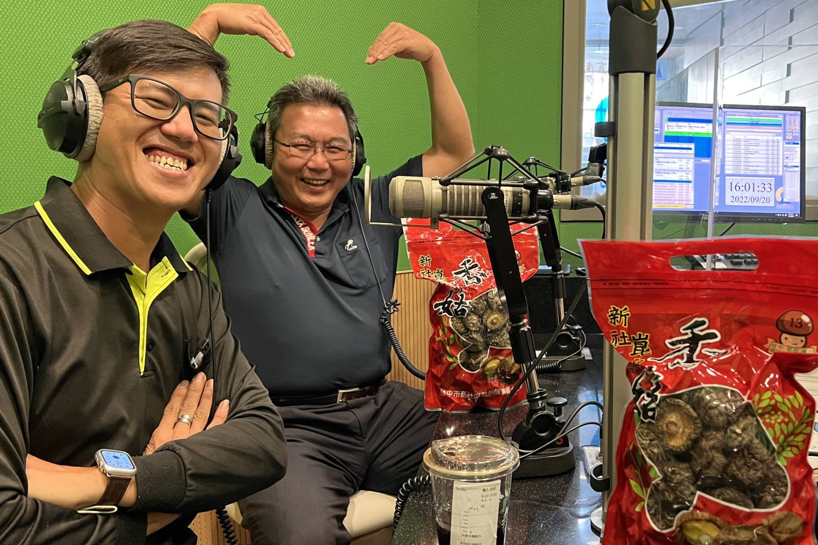 崑南社區白玉苦瓜 文心蘭  叫阮第一名    