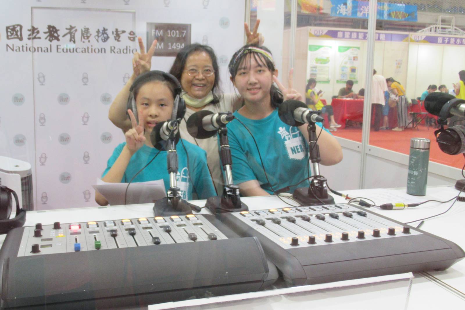 112科展校園主播15點