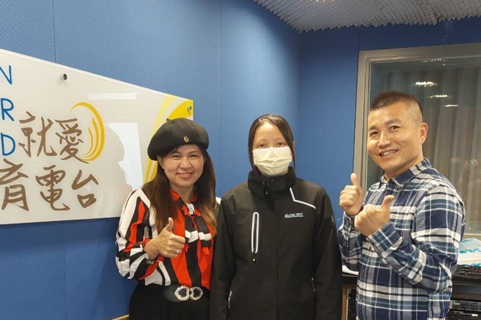 自己買練習本學寫越南文