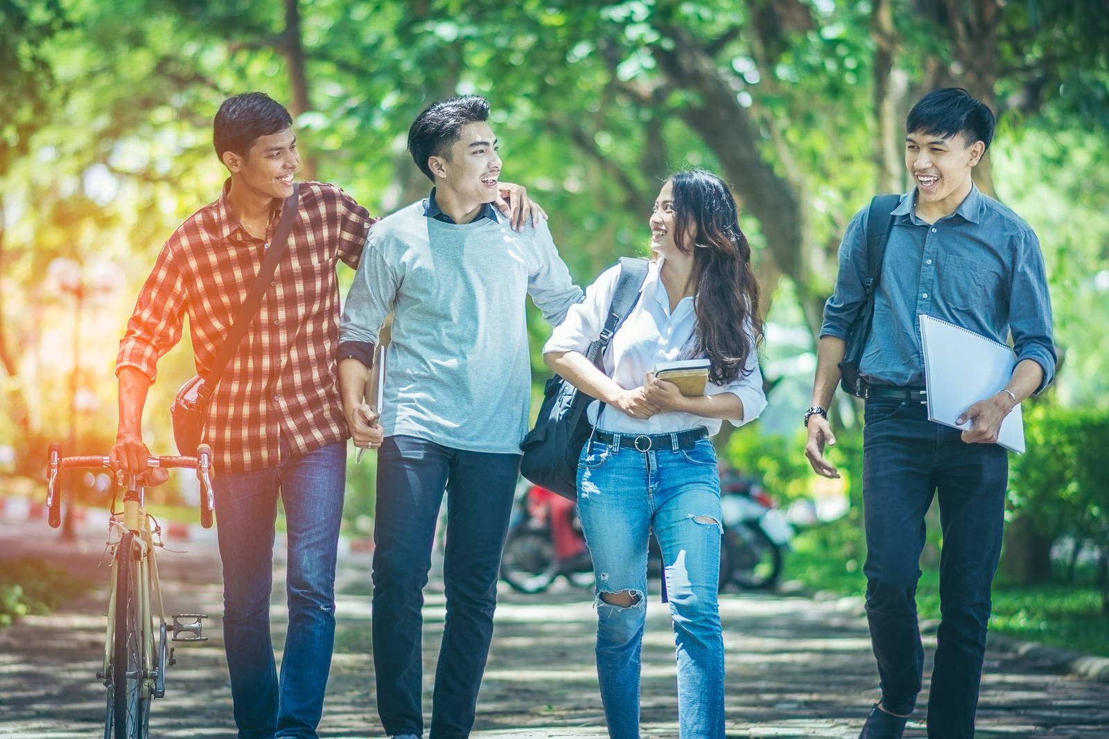 為什麼民法要改成18歲成年呢？