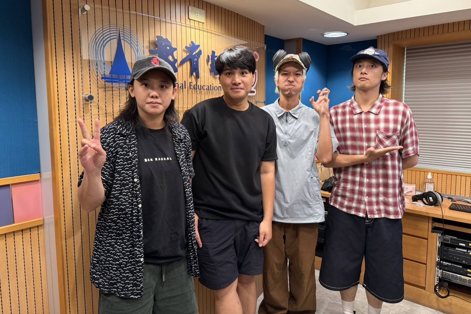 來聽粗大Band心電感應的《星電感 in》的感應