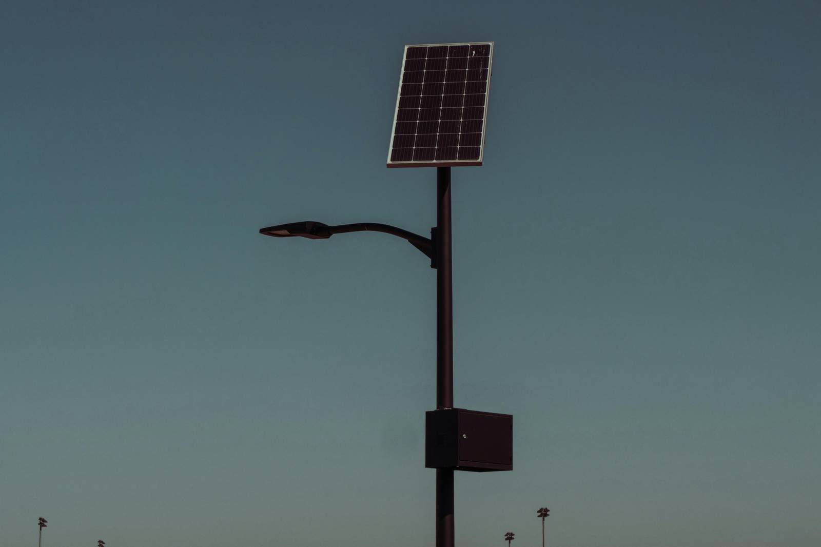 極限能源- 點亮無光時刻